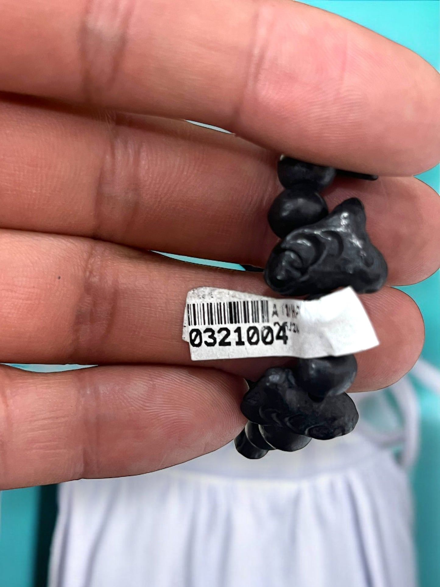 Pulsera de Barro Negro con Detalles Tallados