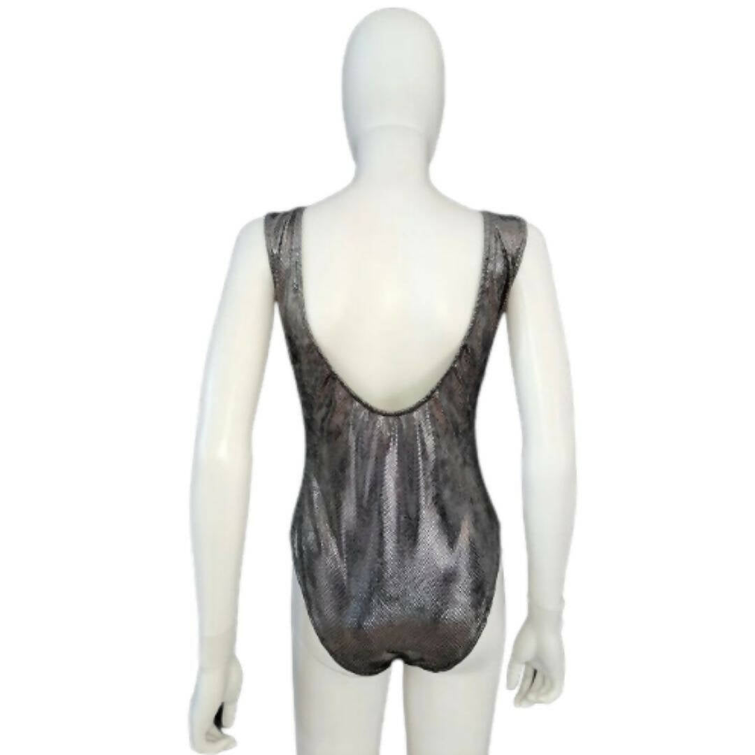 Traje de baño acero
