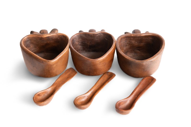 Juego de 3 Salseras de barro negro con cucharas de barro